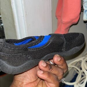 Black and Blue Slip-On Shoes😍Amo